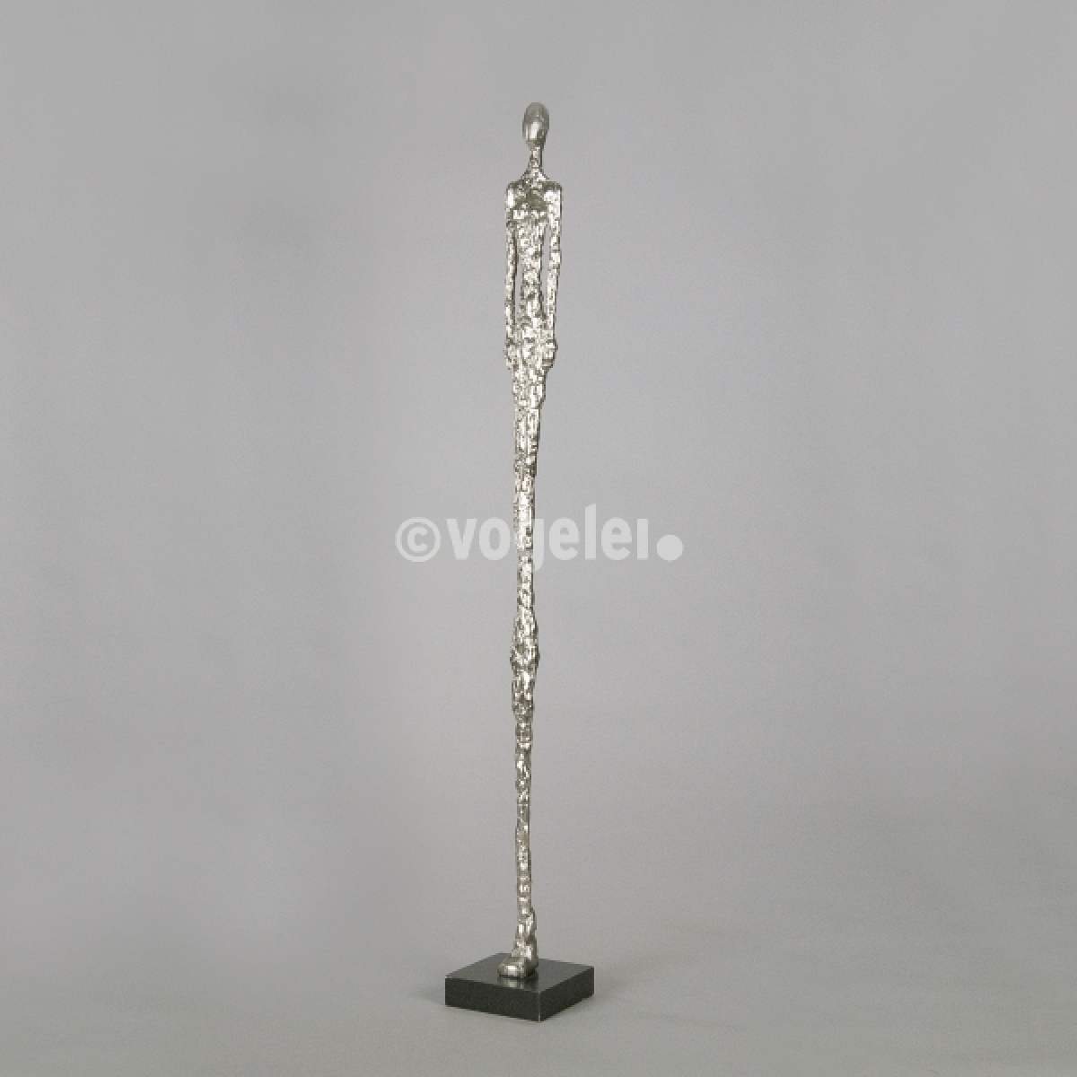 Skulptur Abstrakt auf Sockel, H 96 cm, Silber